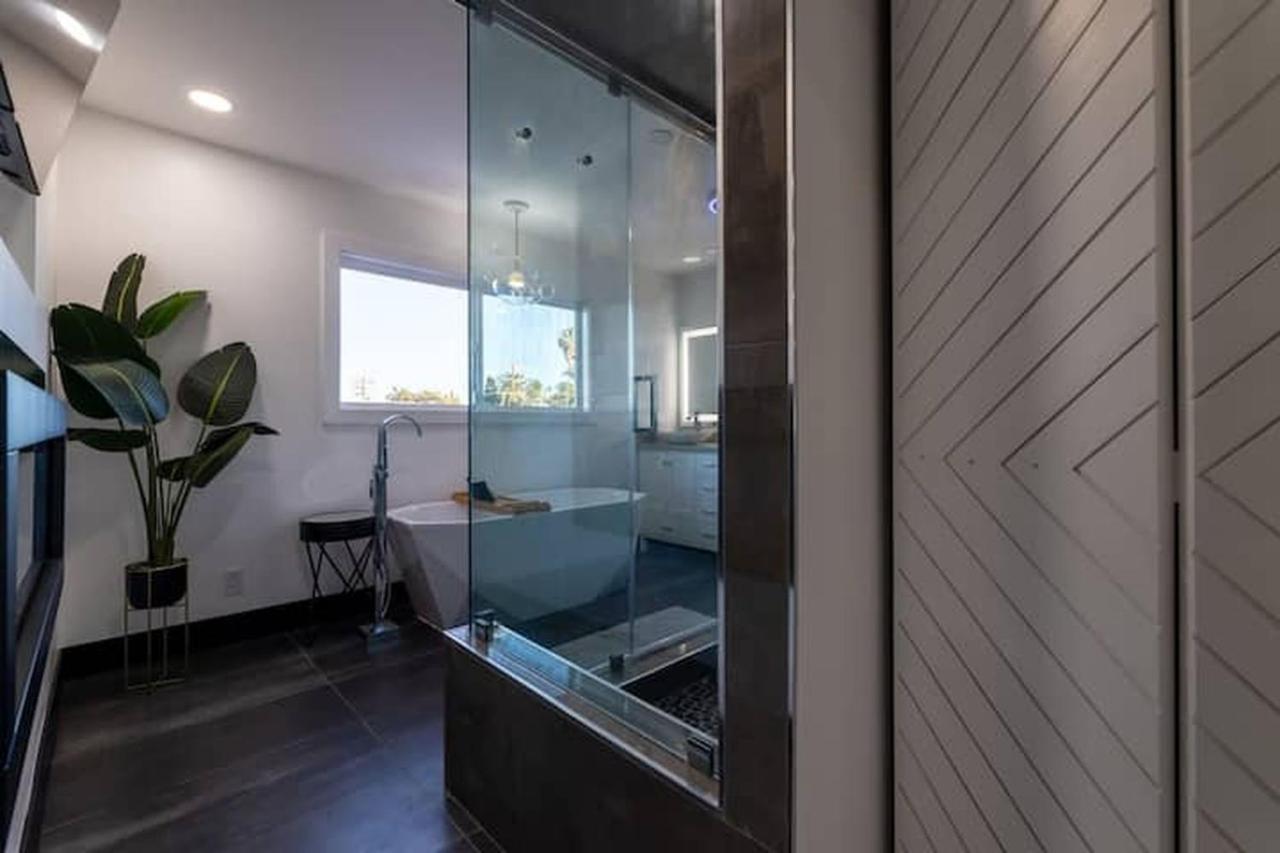 Modern San Pedro Home Лос-Анджелес Экстерьер фото