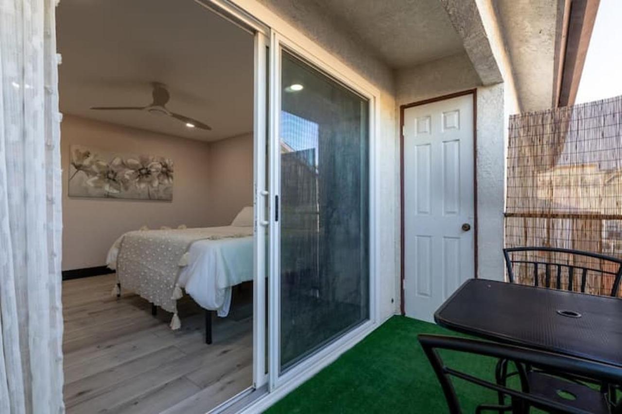 Modern San Pedro Home Лос-Анджелес Экстерьер фото